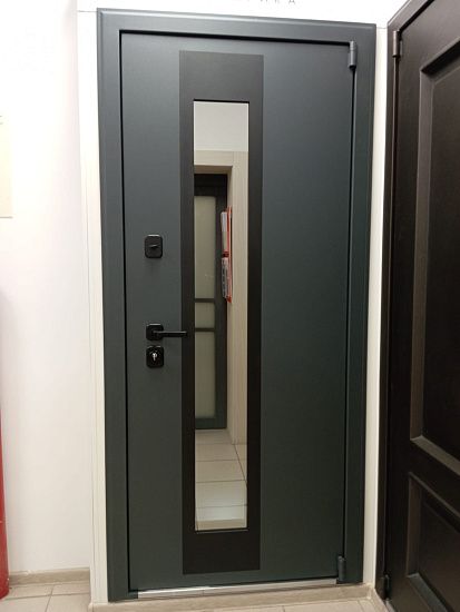 Входная дверь  